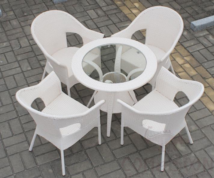 Outdoor table and chair,bold metal frame + PE rattan + tempered glass,φ80*72cm