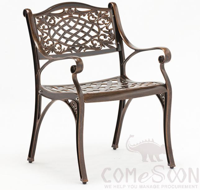 Outdoor cast aluminum chair