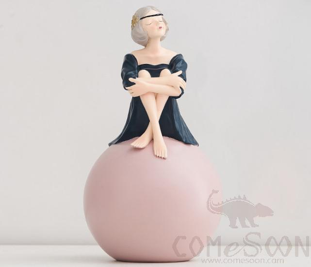 Rasin Ornament / Resin Decorations