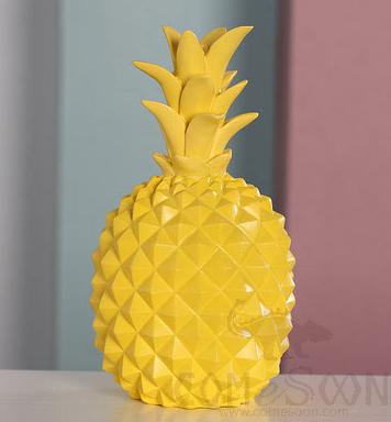 Rasin Ornament / Resin Decorations