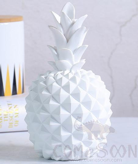 Rasin Ornament / Resin Decorations