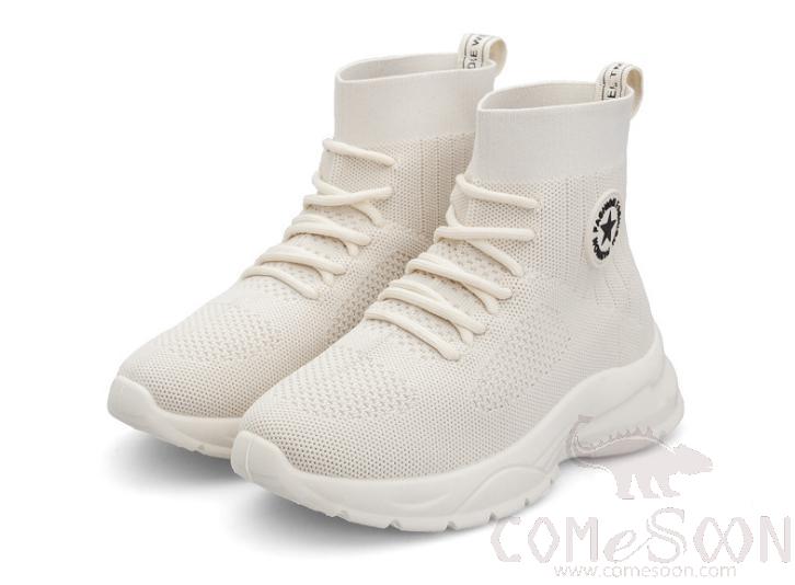 Sports shoes-35-40 size