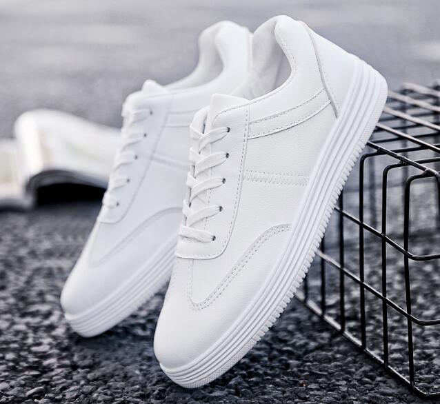 Sports shoes-44 size