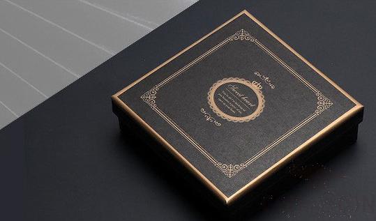 Chocolate Box，Cardboard + Plastic，Black，L12.5*W12.5*H4cm