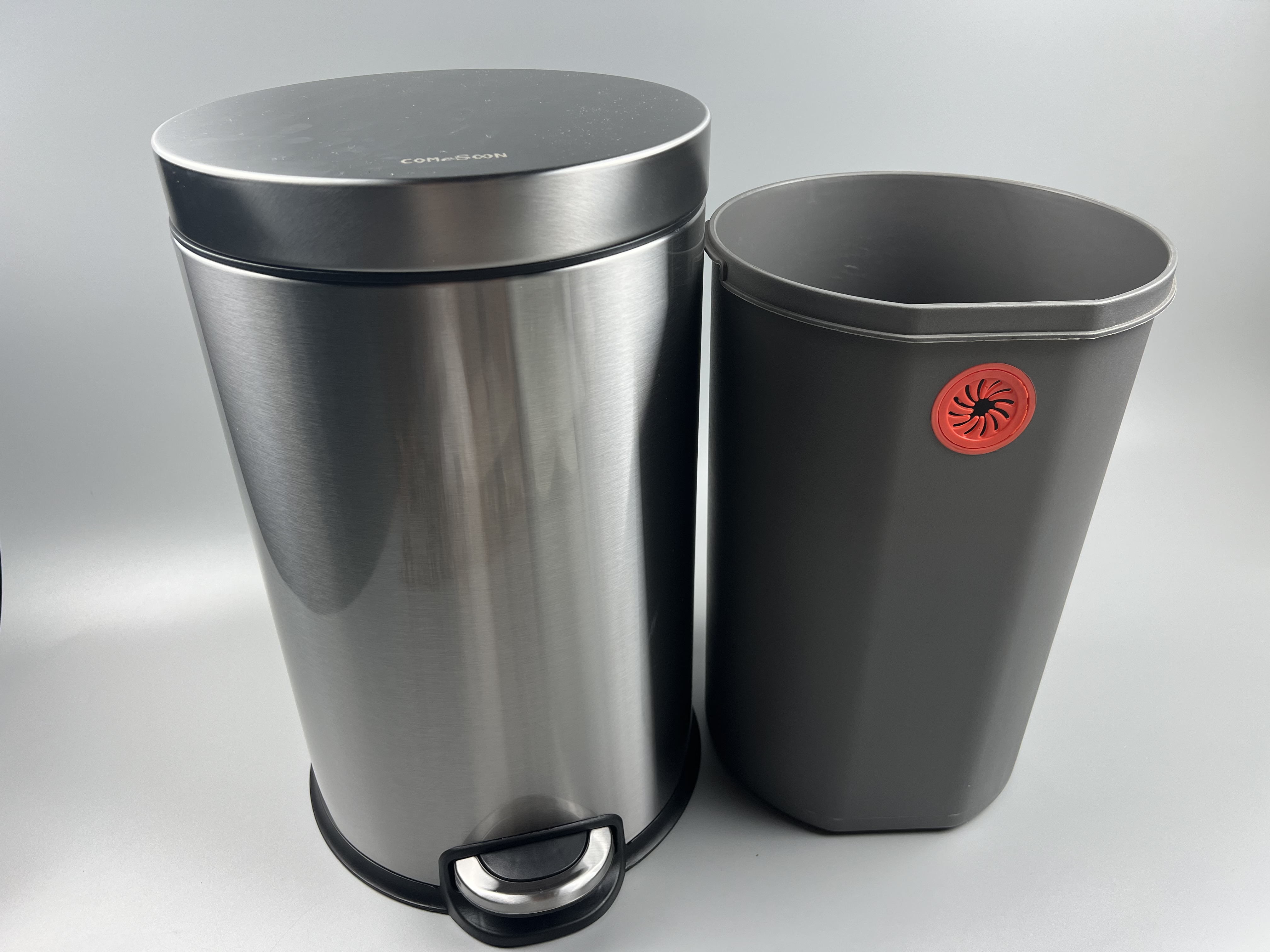 Pedal Bin,12L，410 stainless steel