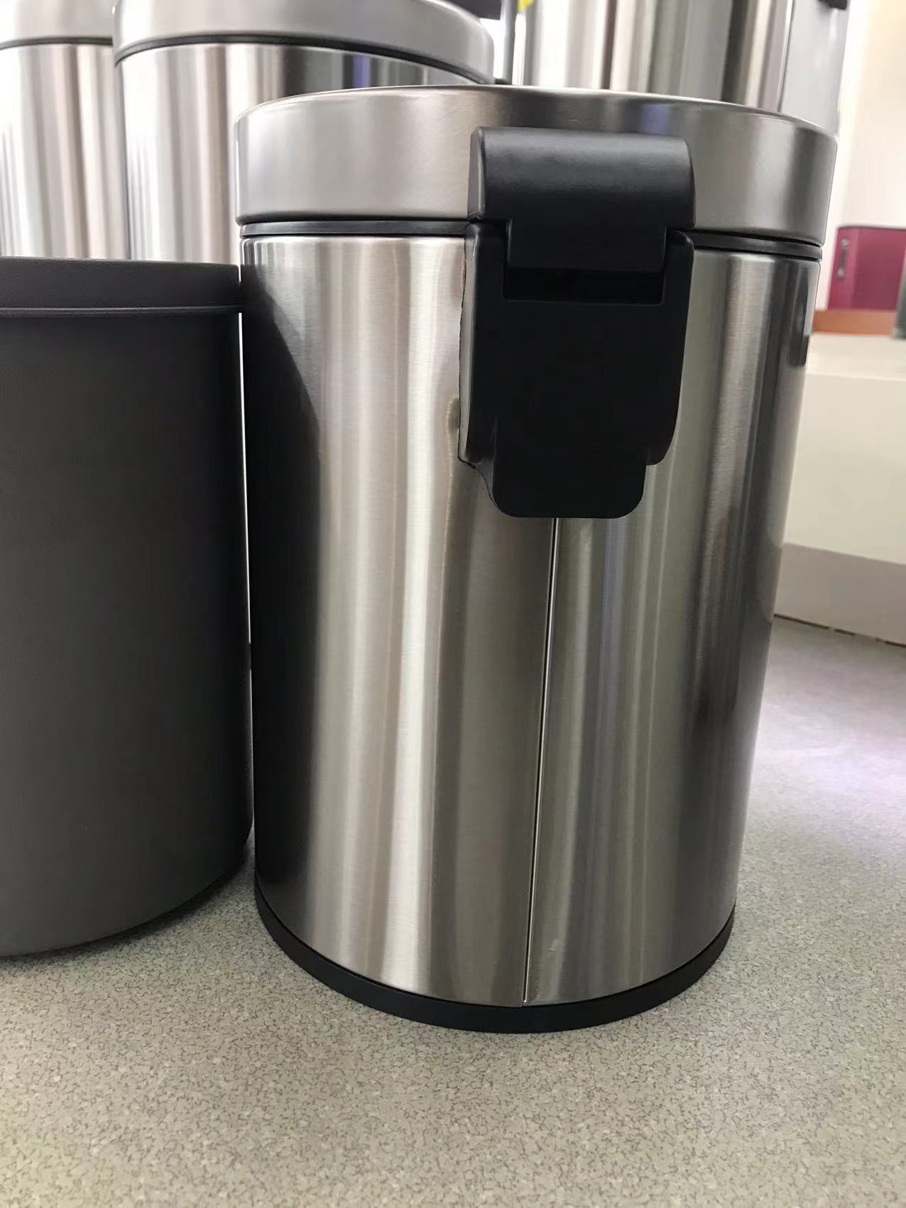 Pedal Bin，5L，410 stainless steel