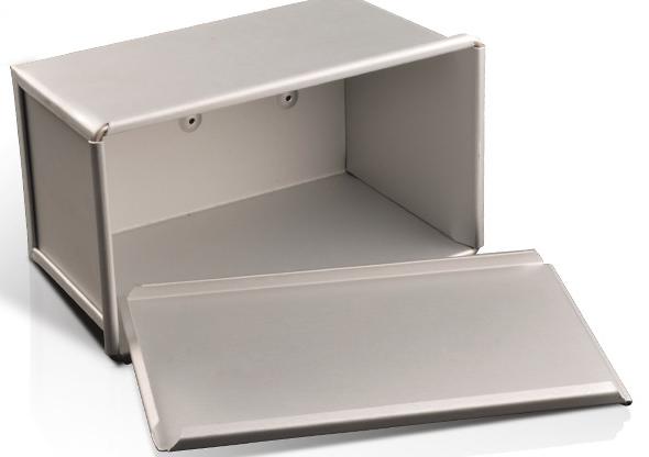Bread tin， L18*W10.6*H7.6cm