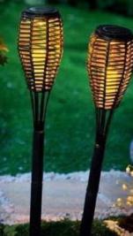 Solar garden light