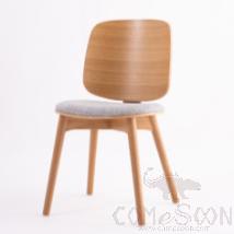 Chair，White Oak Frame+ Birch Core Board With White Oak Skin + Fabric，475*535*841mm