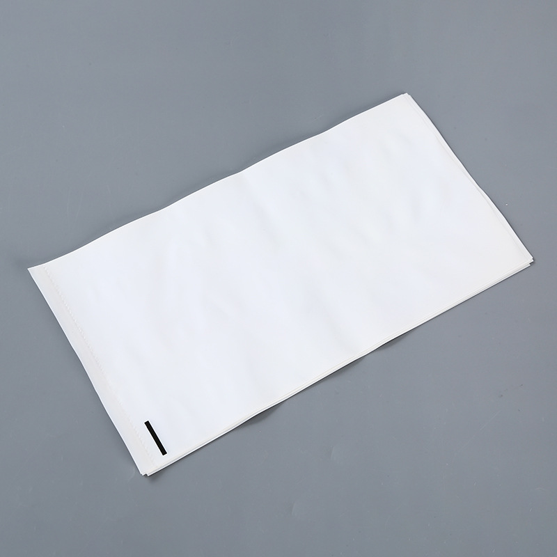Disposable sanitary bag，13.5*26cm