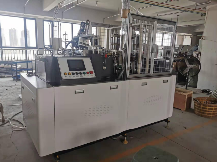 Medium speed paper cup machine, 75-95 PCS / min, Customizable paper cup specification range 3-12oz (single specification), 380V 50Hz / 220V 50Hz, 6KW