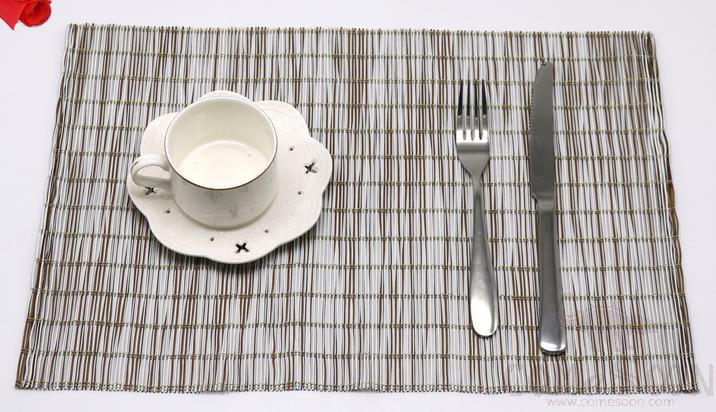 Food Grade Pe Curry White Double Color With Golden Silk Strand Curtain Placemat