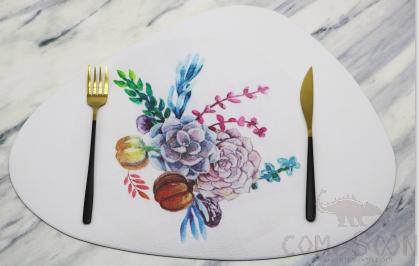 Teardrop Leather Embossed Placemat