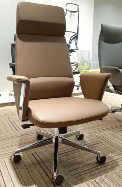 Office Chair, Western-Style Leather, 670*680*1210Mm