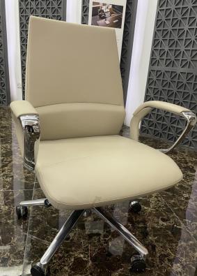 Office Chair, Western-Style Leather, 670*680*1010Mm