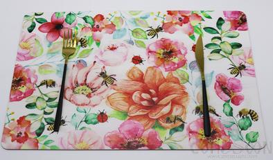 Hot Pressed Edge Round Corner Color Printed Leather Crimped Placemat 28*43*0.1cm