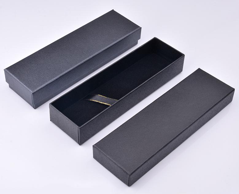 Pen box