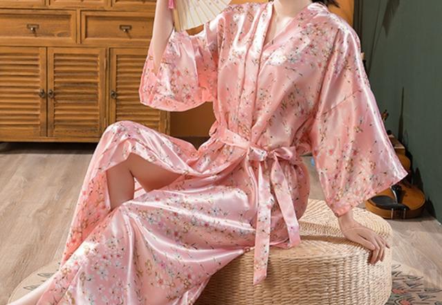 Long Flower Bathrobe