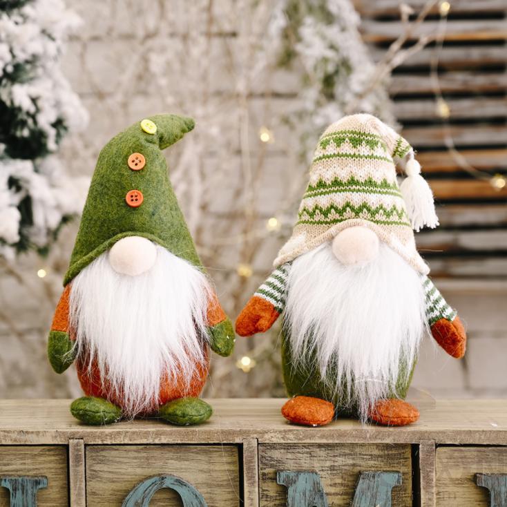 Faceless Doll-Green hat