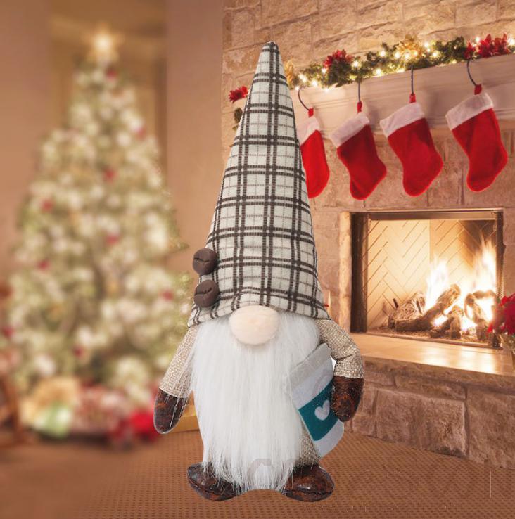 Faceless Doll-Plaid hat