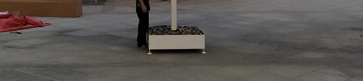 Outdoor umbrella