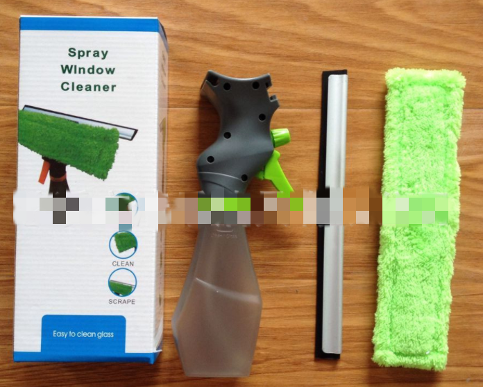 spray window cleaner
