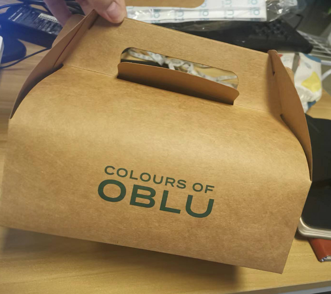 Muffin Box L-sized  with logo