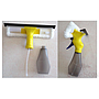 spray window cleaner